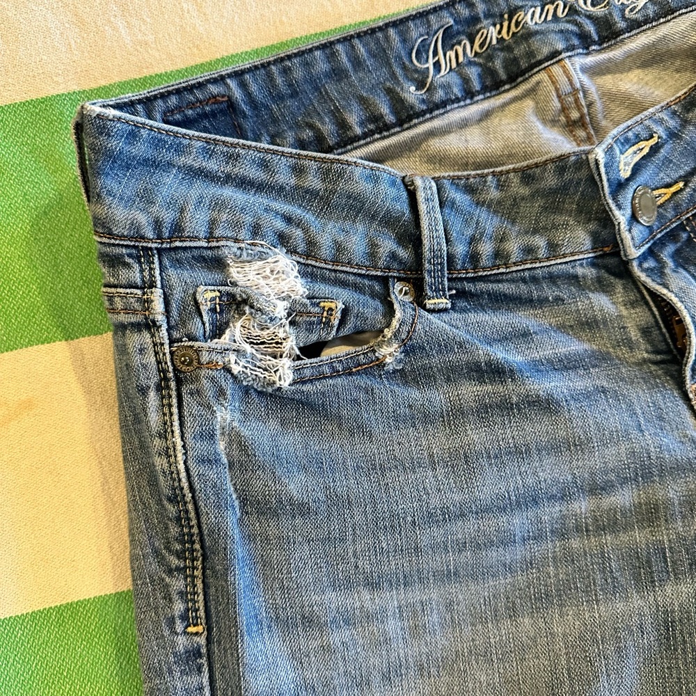 American Eagle pants. Size 4. Like new! Great condition. - Picture 6 of 7